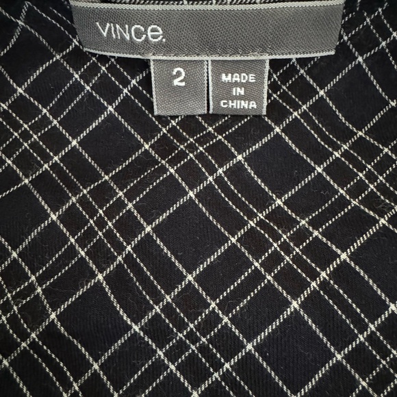 VINCE PLAID BUTTON DOWN, LEATHER COLLAR DETAIL AND CONTRAST CUFF FABRIC, SIZE 2 - Picture 4 of 5